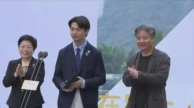》即将出版！余华回应被“刀”J9数字平台他的作品《泥潭(图4)